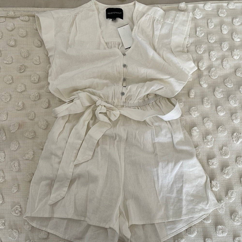 Small linen white romper